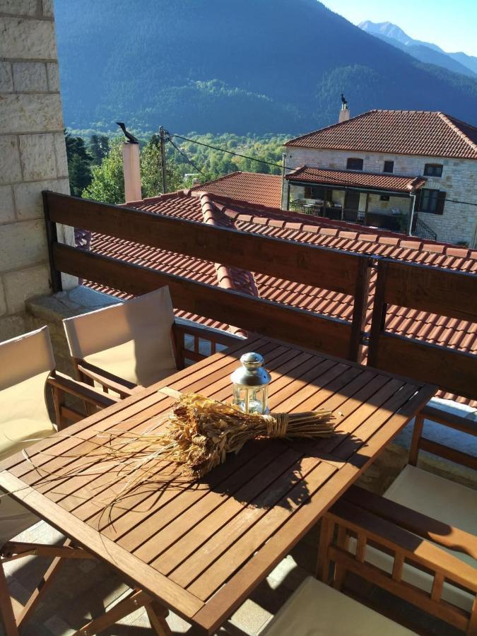 La Casa Di Pietra Villa Karpenisi ภายนอก รูปภาพ